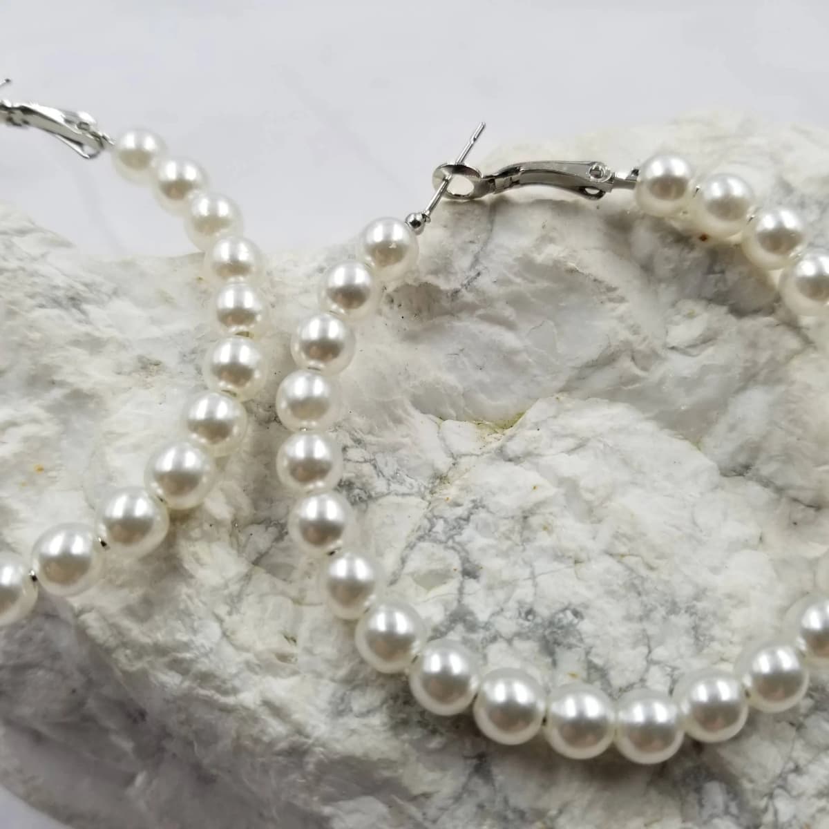 Pearls Beaded Hoop Earring