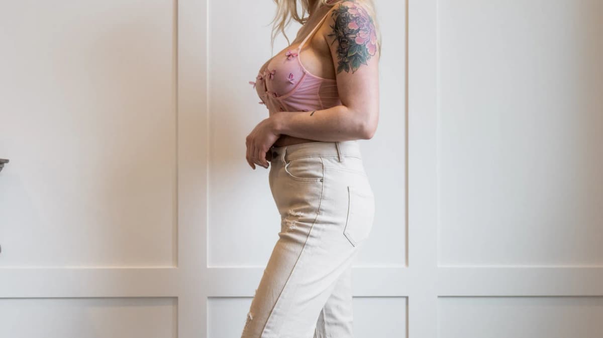 Stretch Crop Top Butterfly Tic Toc