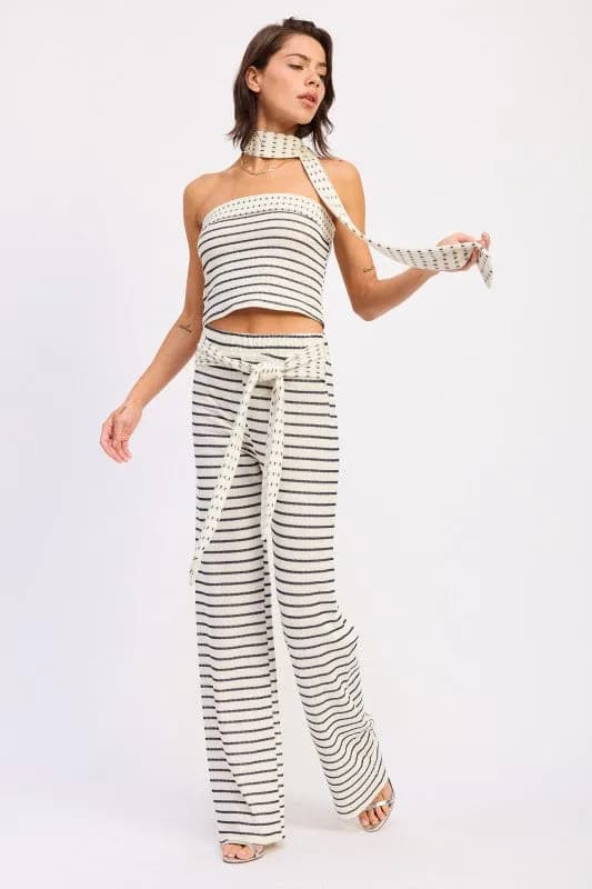 CONTRASTED DOUBLE JACQUARD TUBE TOP WITH SCARF