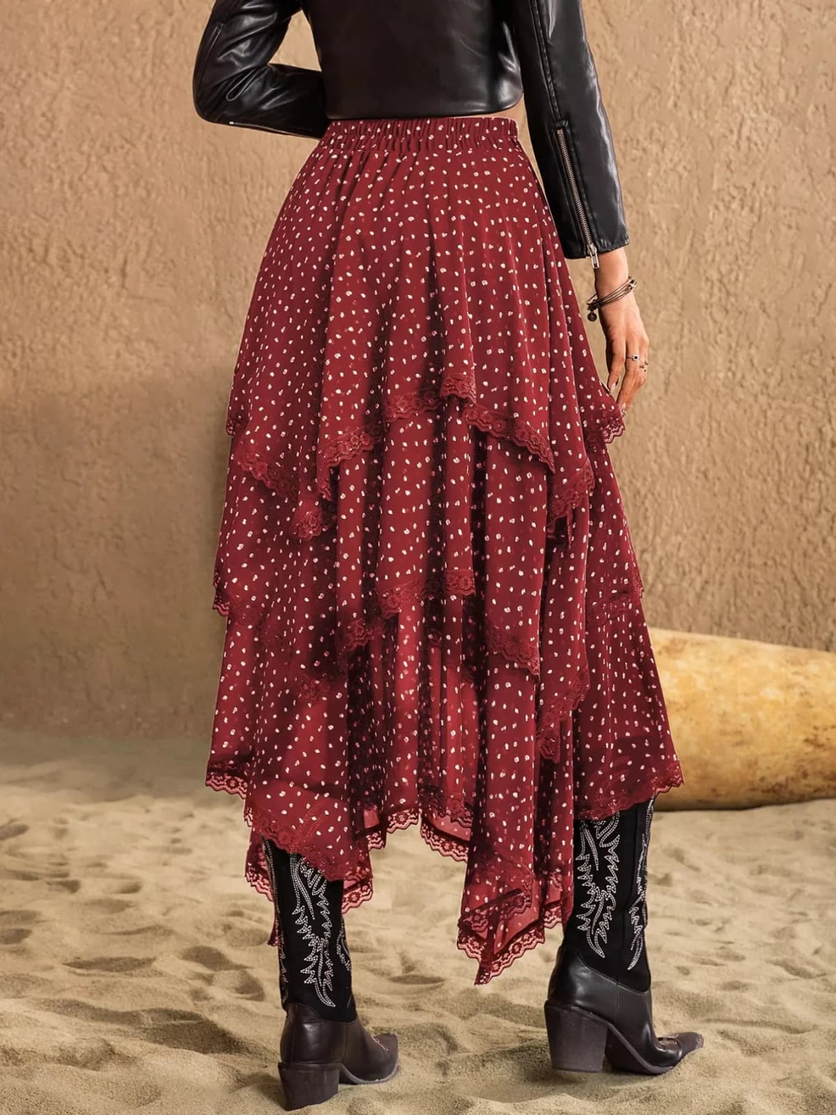 Lace Detail Layered Skirt