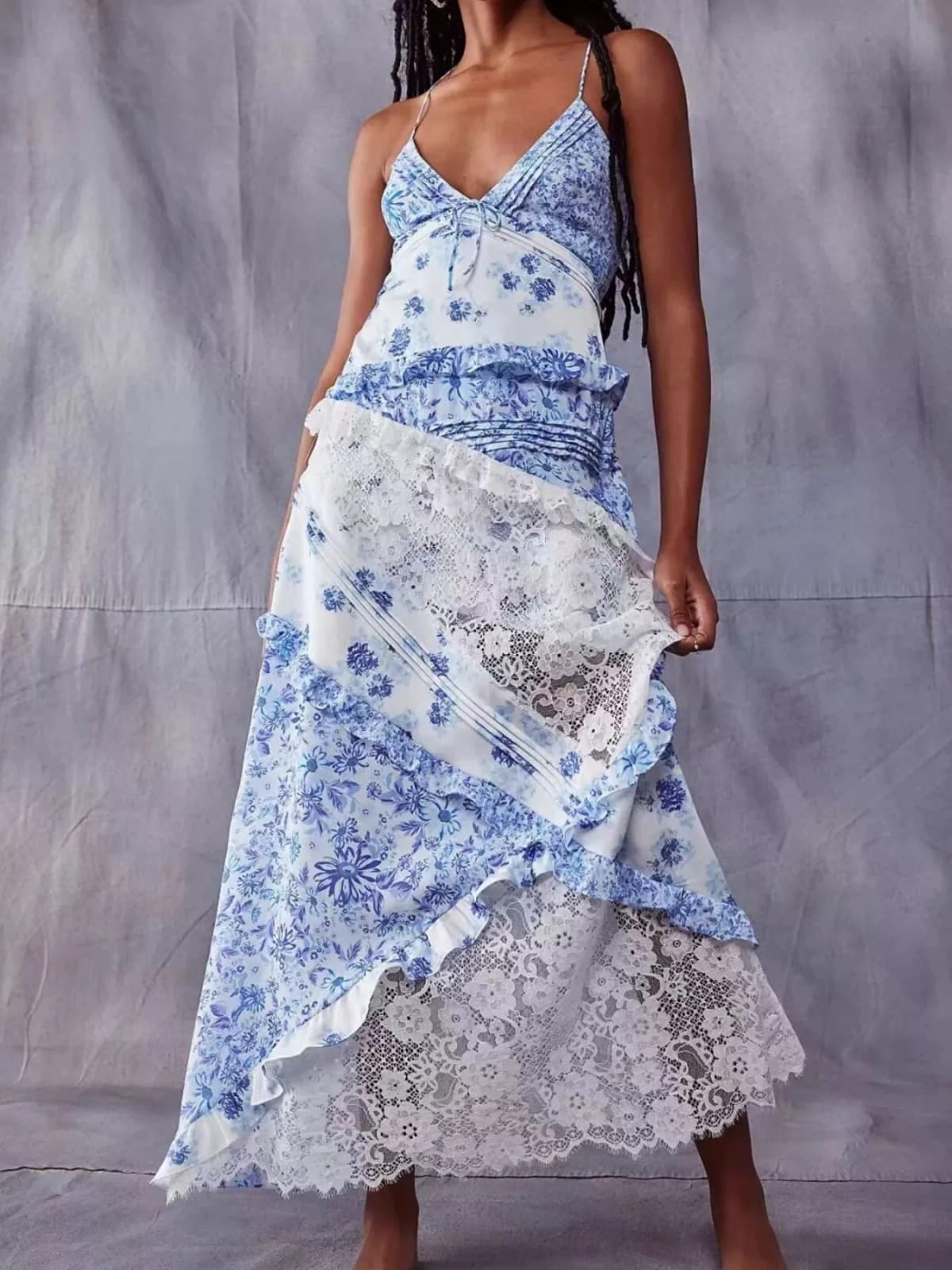Lace Detail Ruffled Floral V-Neck Maxi Dress