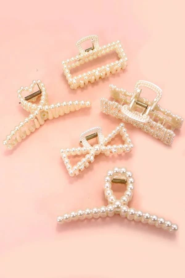 PEARL HAIR CLAW CLIPS