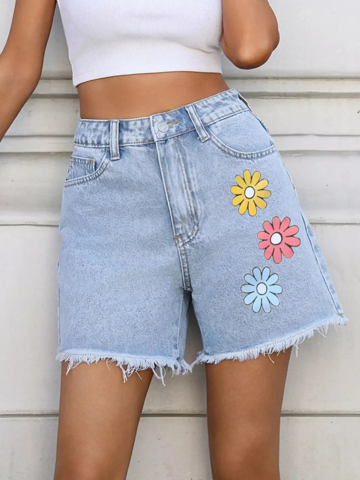 Daisy Frayed Hem Denim Shorts