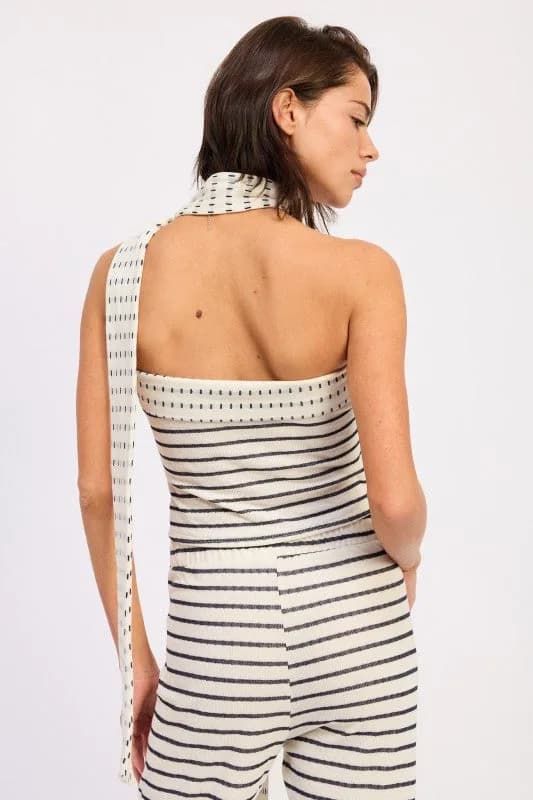 CONTRASTED DOUBLE JACQUARD TUBE TOP WITH SCARF