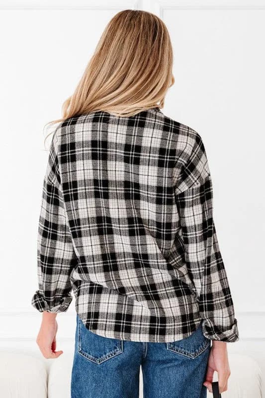 Plaid Chest Pocket Long Sleeve Buttoned Shirt