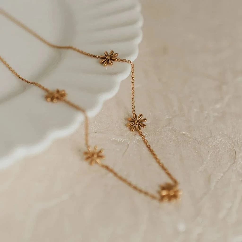 Anna Floral Necklace Silver by Mauve