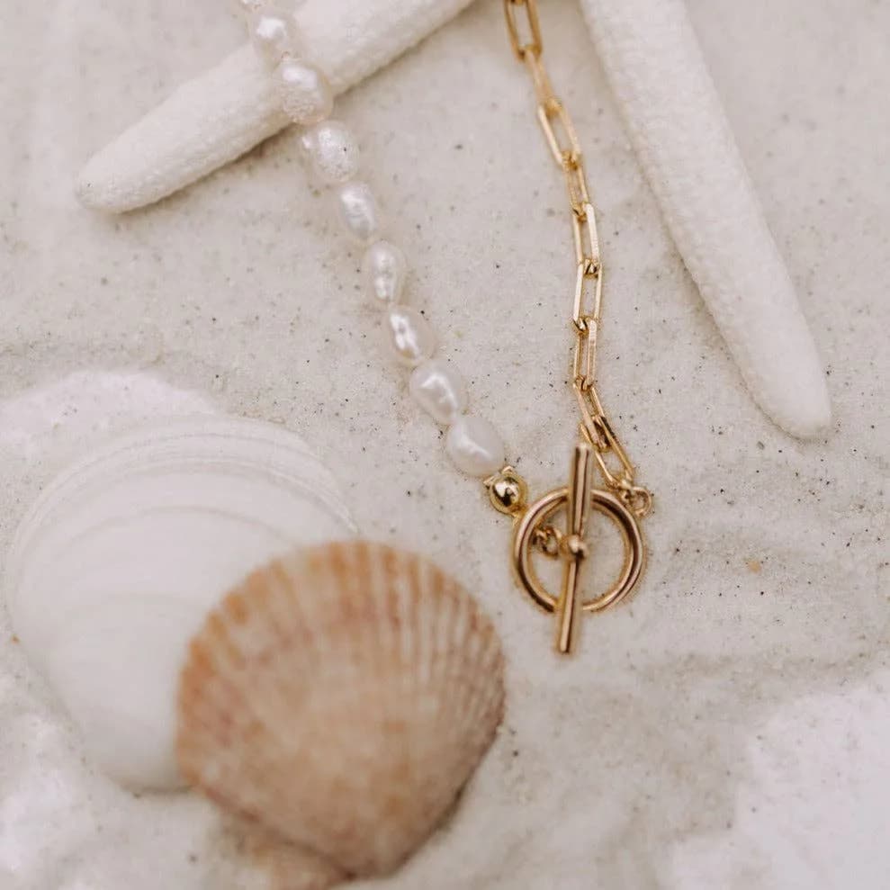 Gold Coast Fresh Water Pearls Necklace