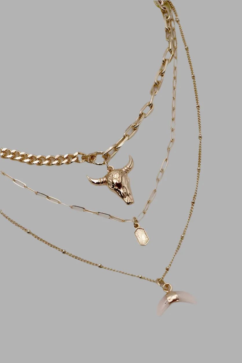 Western Bull Horn Multi Layer Necklace