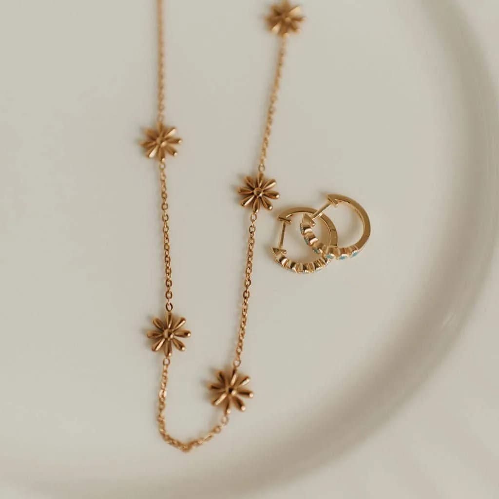Anna Floral Necklace Silver by Mauve
