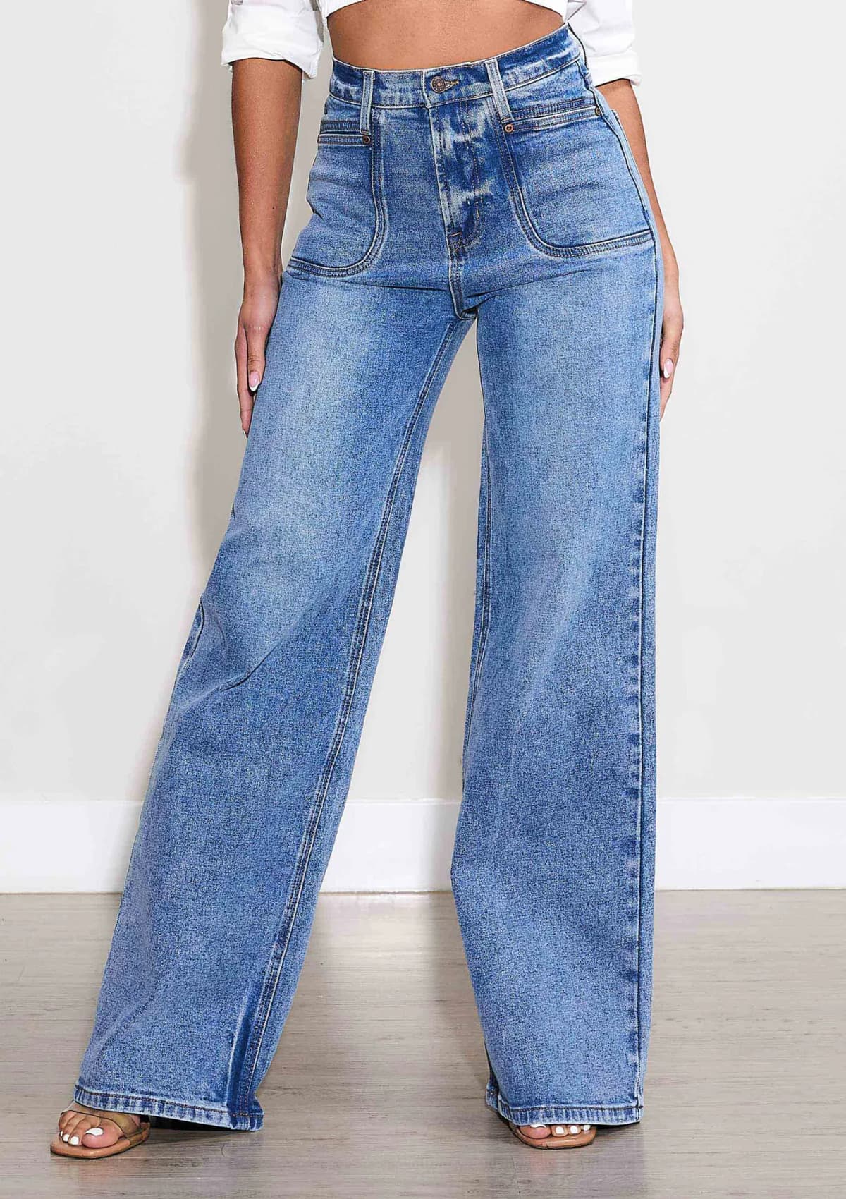 Vibrant High Rise Square Pocket Wide Leg Jeans