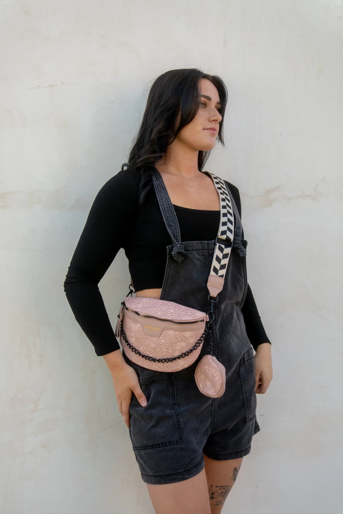 Chevron Print Strap Chain Sling Bag with Coin Purse (Mauve)