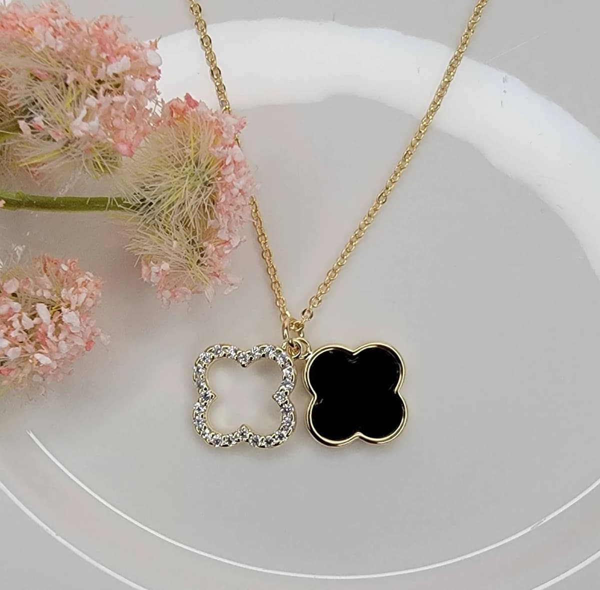 Double Layered Four Leaf Clover Necklace Crystal Works by Betty Oh (Black)