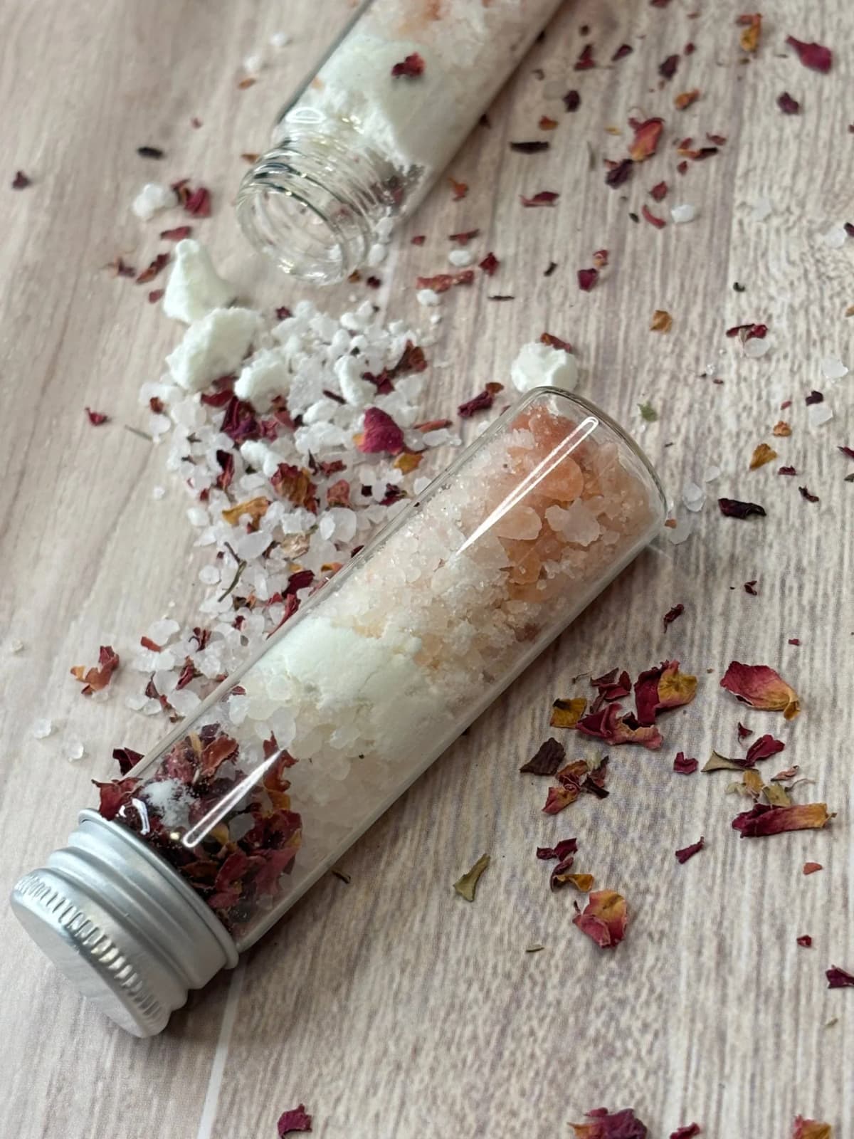 Rosemilk Blush Mineral Bath