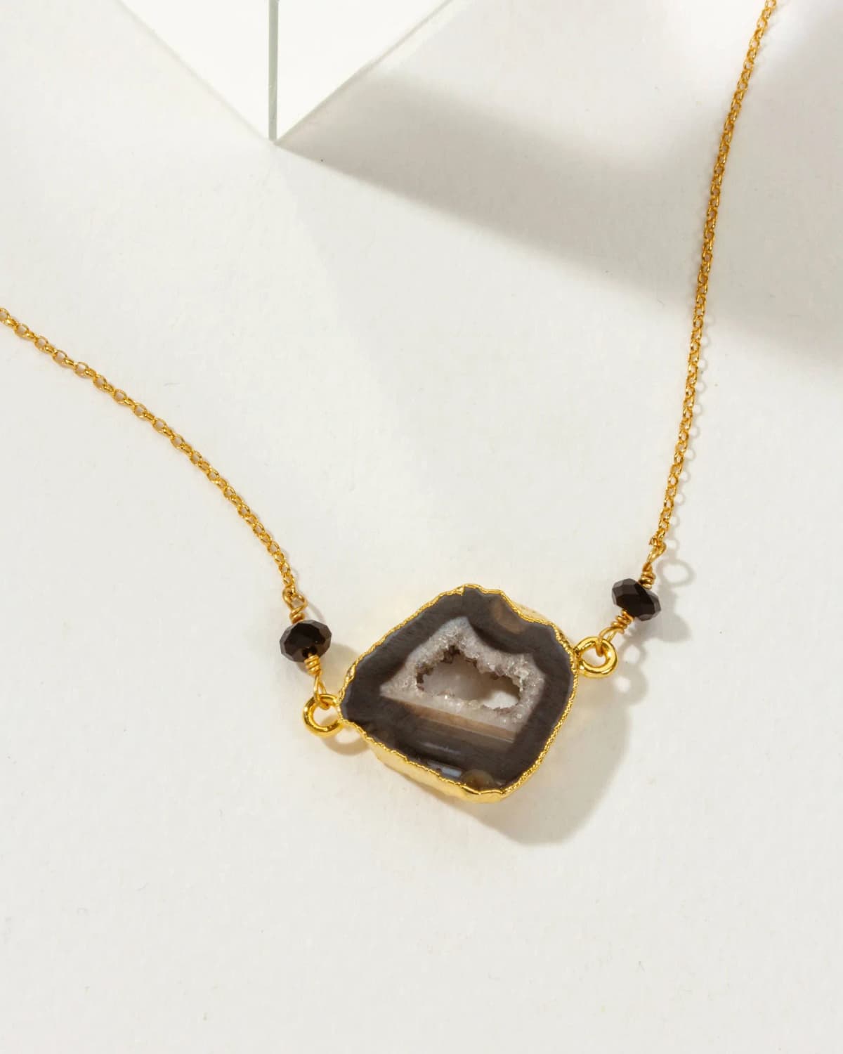 Luna Norte Earthly Geode Necklace- Agate & Onyx