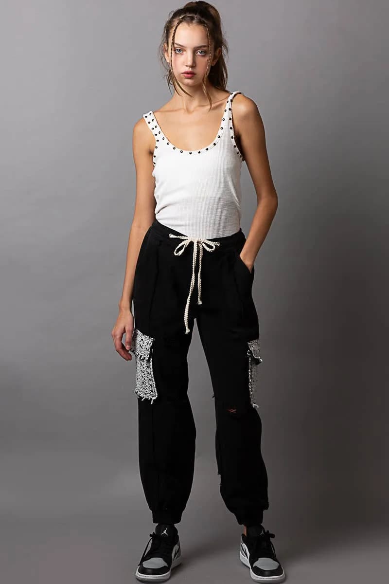 Stud Detail Scoop Neck Sleeveless Top