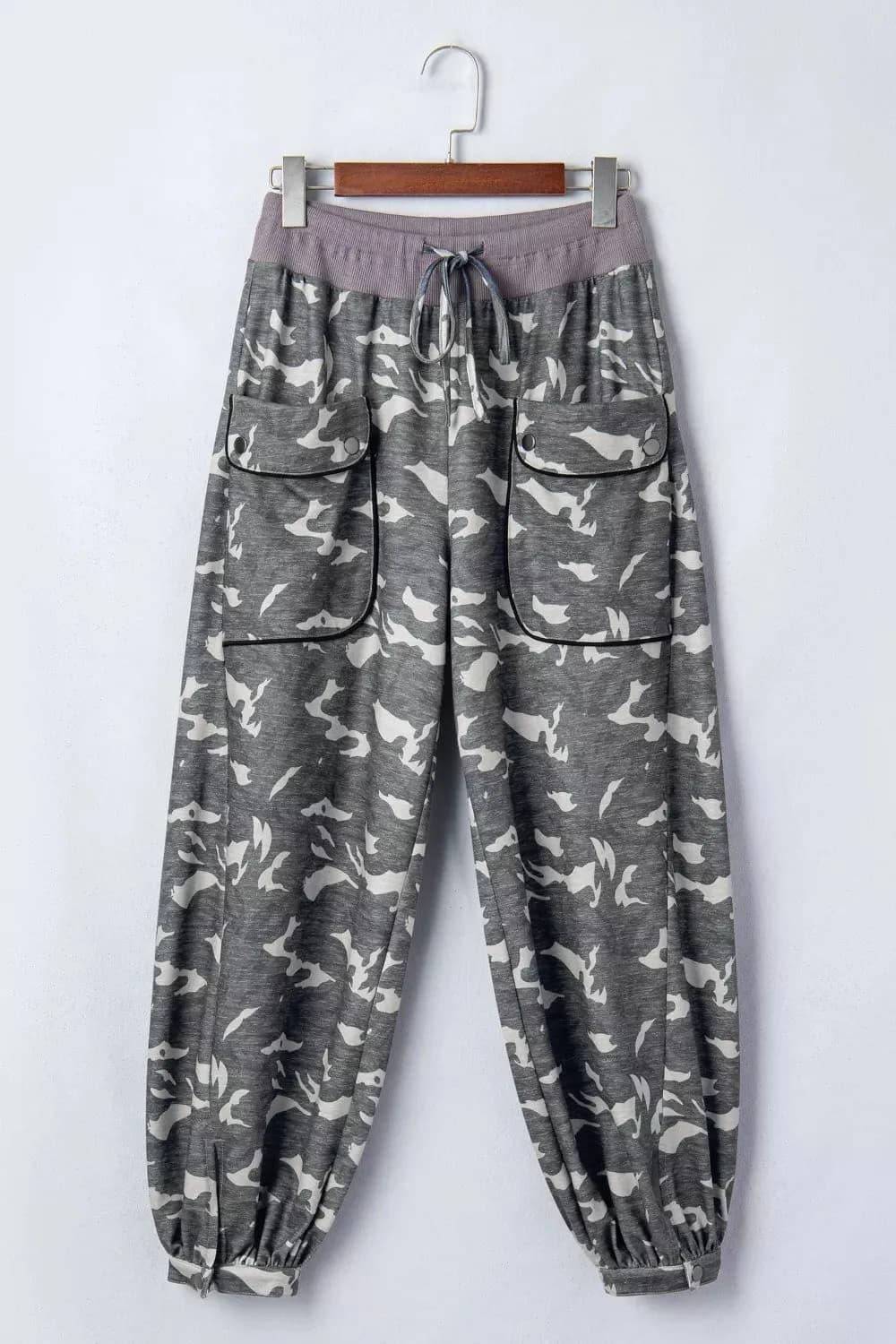 Multicolour Drawstring Contrast Waistband Camouflage Cargo Barrel Pants