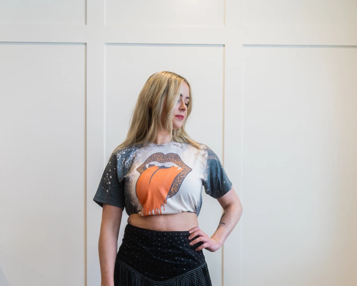 Lips Bleached Shirt (Vampire)