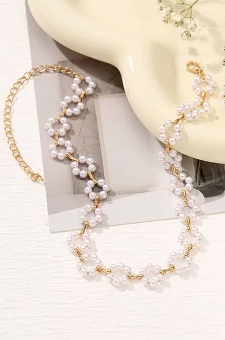 Classic Flower Pearl Choker Necklace