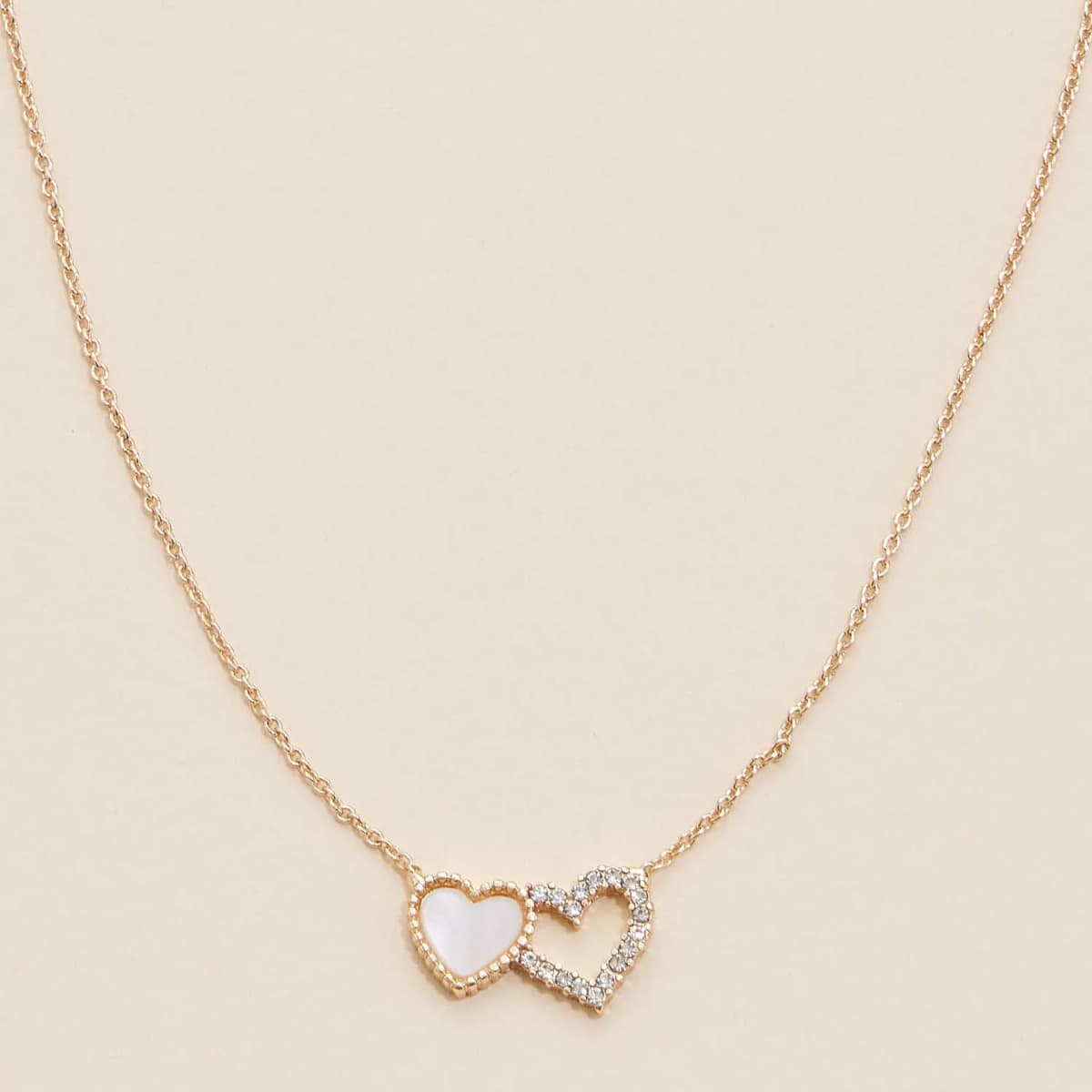 Heart Shell Charm Short Valentine Necklace