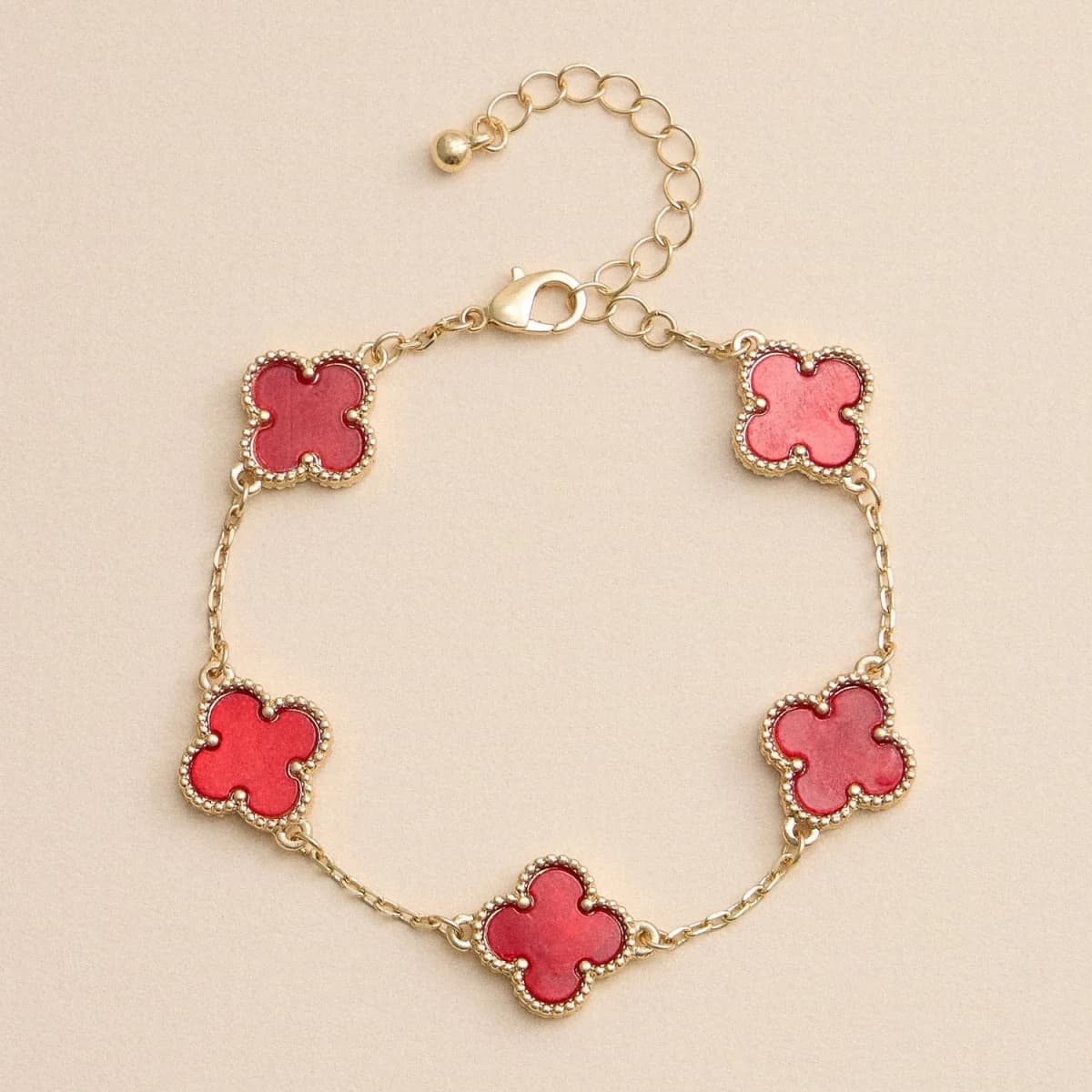Colorful Shell Charm Bracelet with Gold Detailing: Green