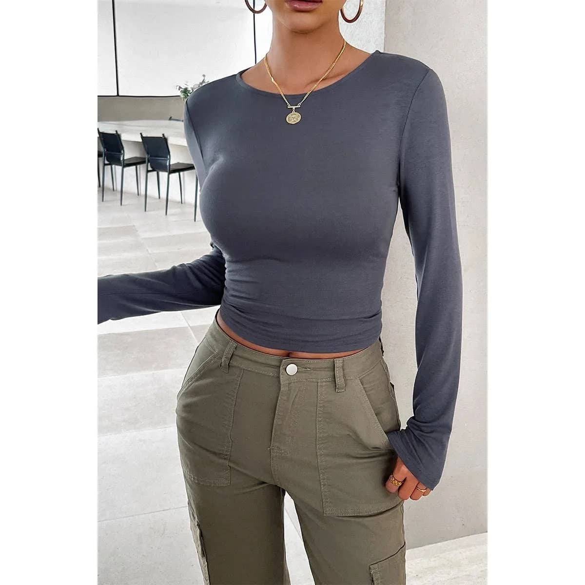 Round Neck Solid Long Sleeves Elastic Fit Top (Black)