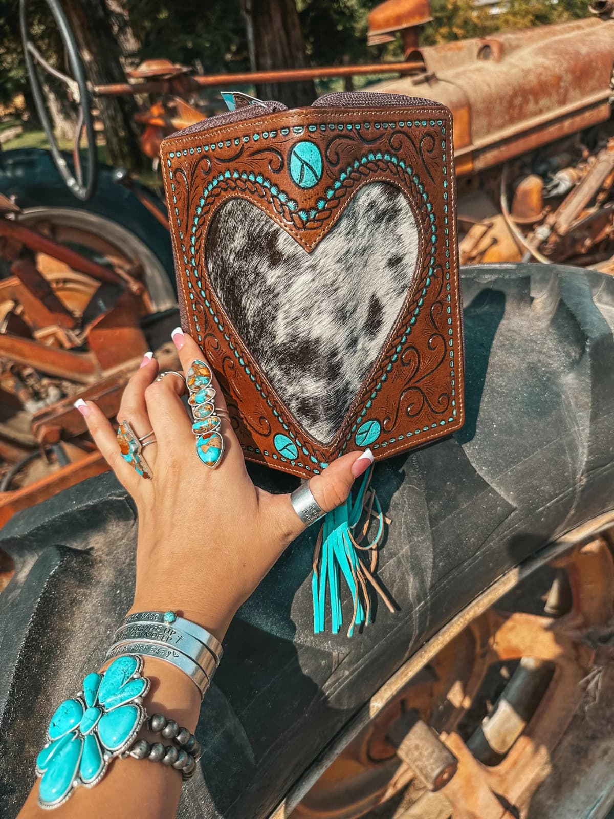 The Heart Throb a Haute Southern Hyde By Beth Marie Exclusive