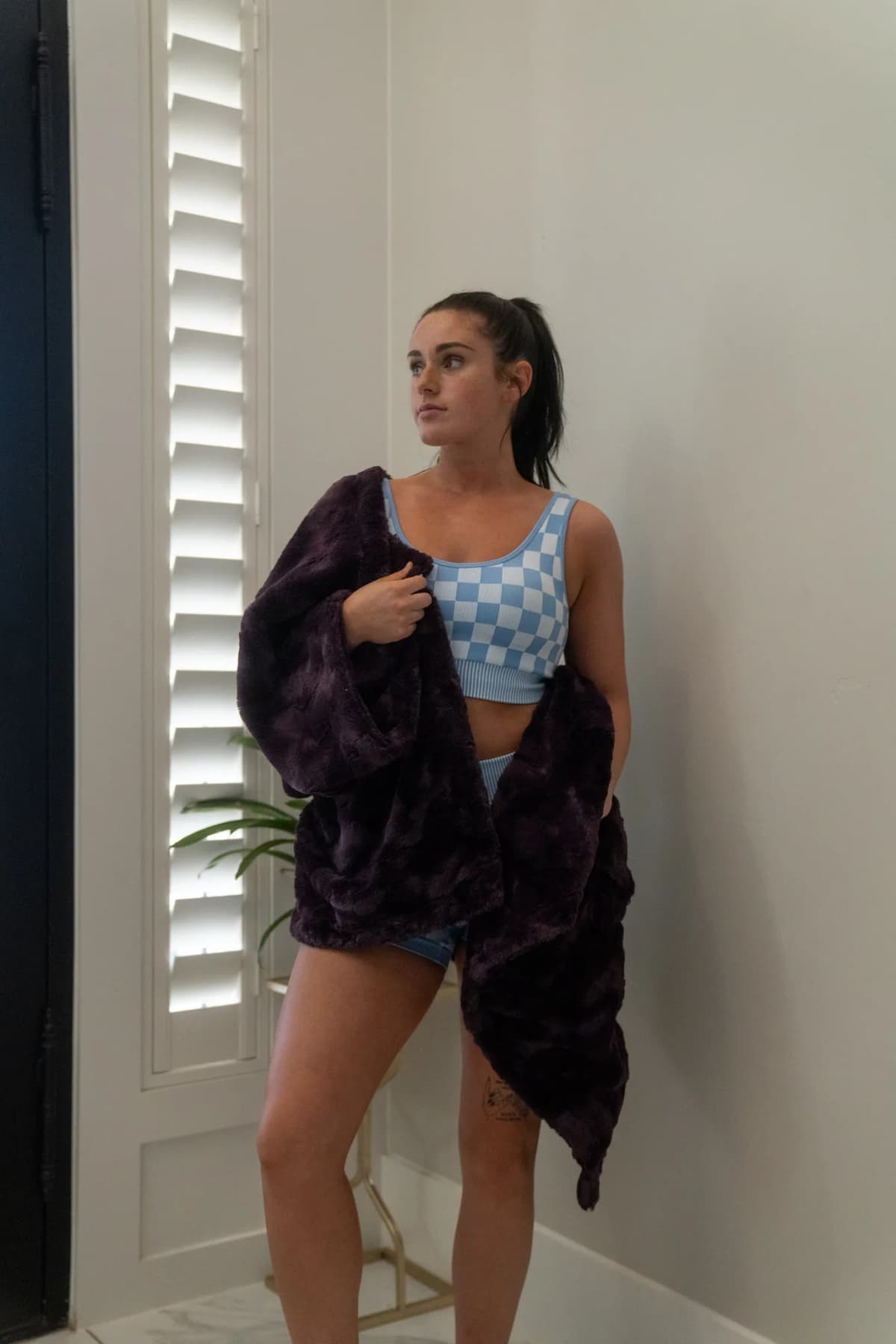 Cuddlicious Travel Throw Blanket Luxxe Cuddle