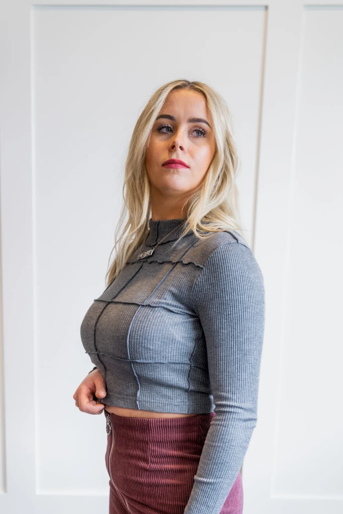 Round Neck Merrow Detail Crop Long Sleeve