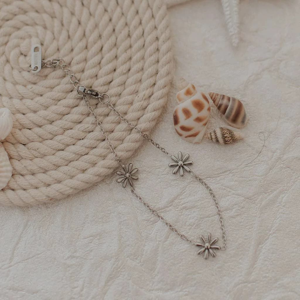 Anna Floral Bracelet Gold or Silver by Mauve