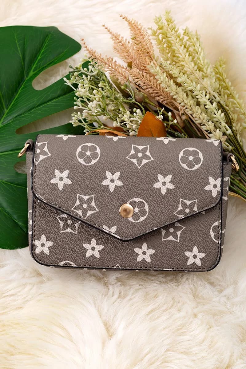 5x7 Crossbody Small Purse with Chain