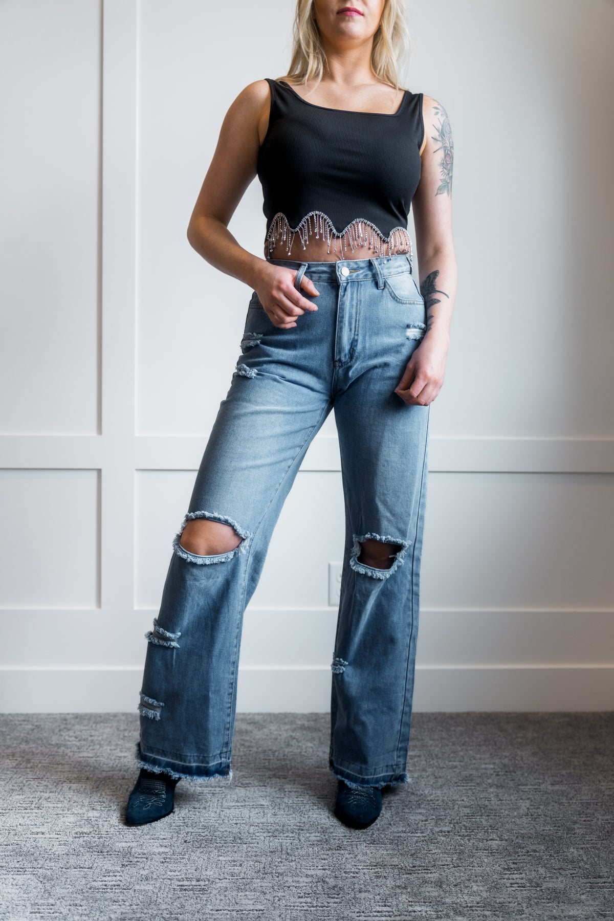 Fashion Ripped Straight Leg Jeans- Hiddenbrand